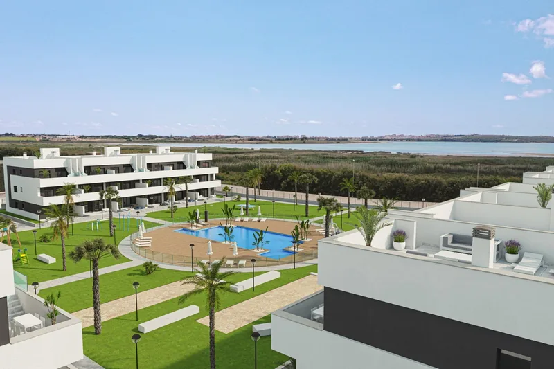 Nieuwbouw appartementen met toeristische vergunning en uitzicht op de lagune in El Raso Guardamar del Segura