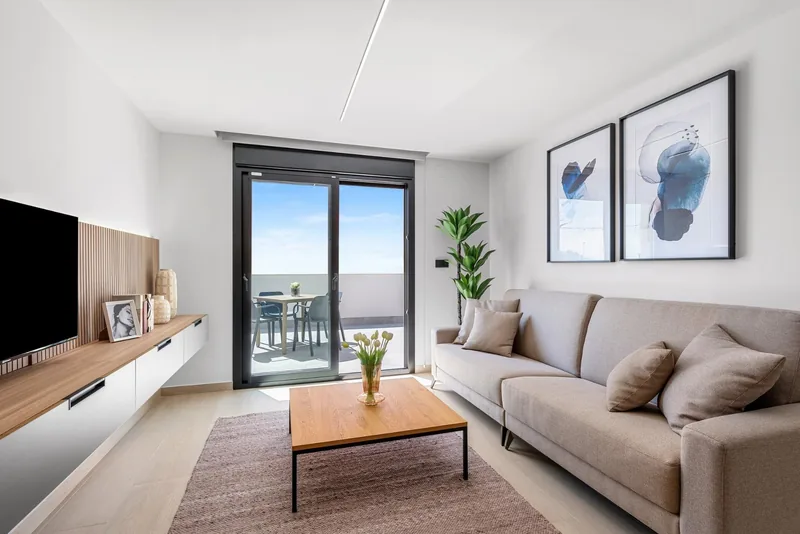 Nieuwbouw appartementen met toeristische vergunning en uitzicht op de lagune in El Raso Guardamar del Segura