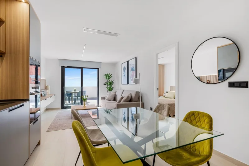 Nieuwbouw appartementen met toeristische vergunning en uitzicht op de lagune in El Raso Guardamar del Segura