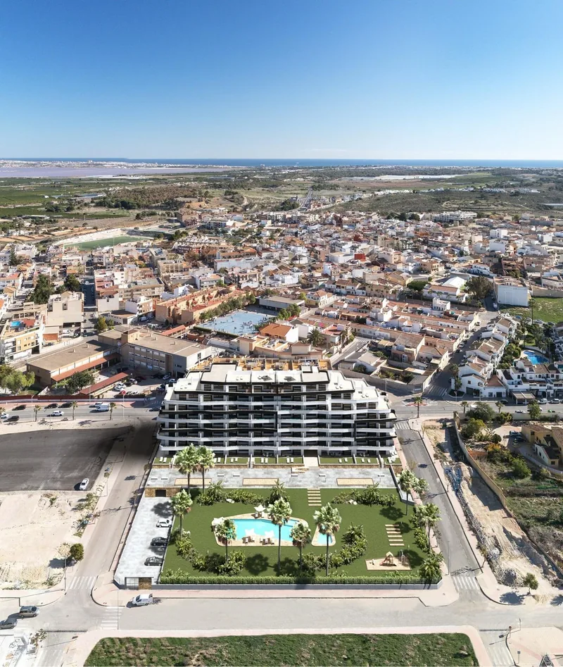 Nieuwbouwproject in San Miguel de Salinas op een steenworp afstand van het stadscentrum